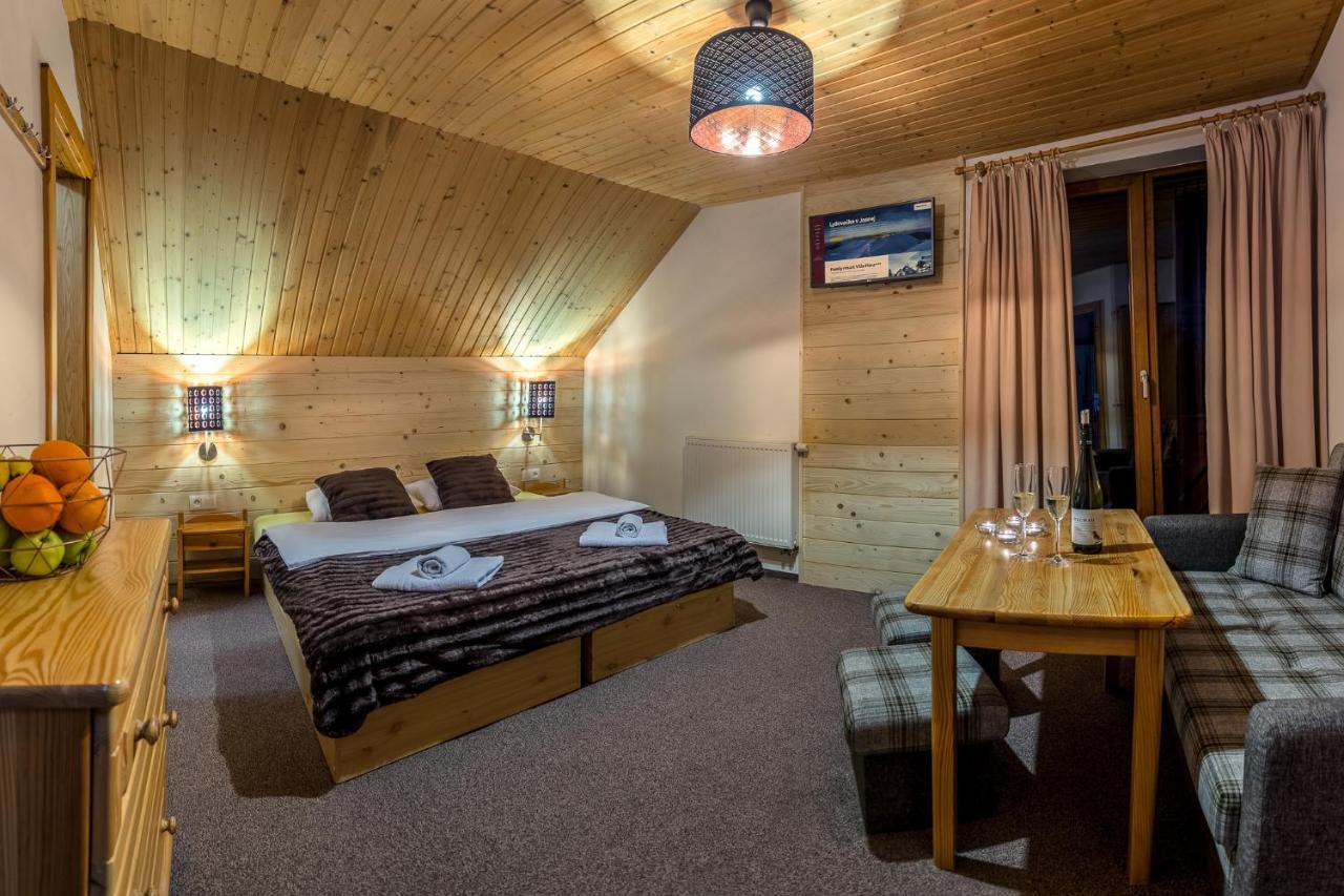 Apartmany A Studia Villa Flora Liptovská Sielnica Eksteriør bilde