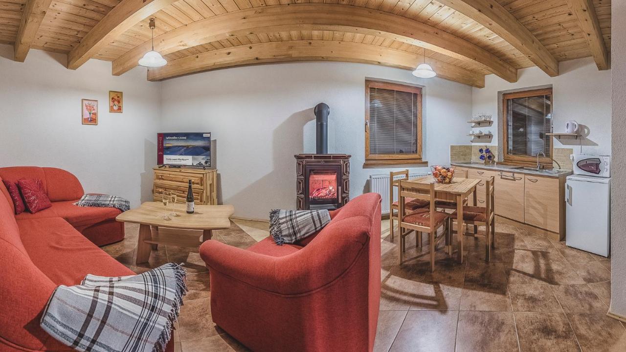 Apartmany A Studia Villa Flora Liptovská Sielnica Eksteriør bilde
