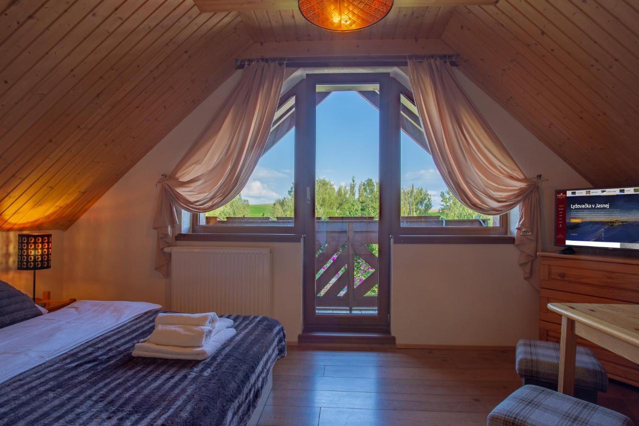 Apartmany A Studia Villa Flora Liptovská Sielnica Eksteriør bilde