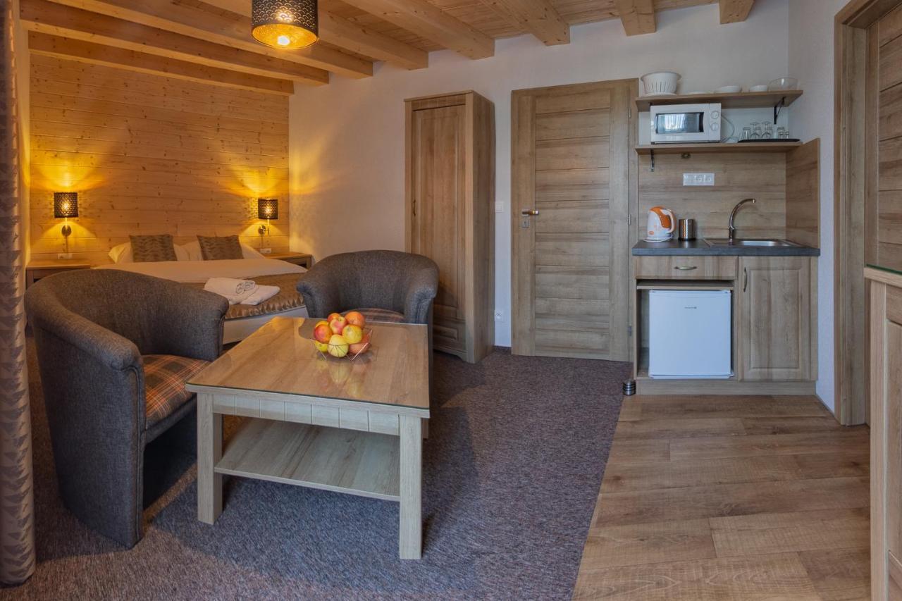 Apartmany A Studia Villa Flora Liptovská Sielnica Eksteriør bilde